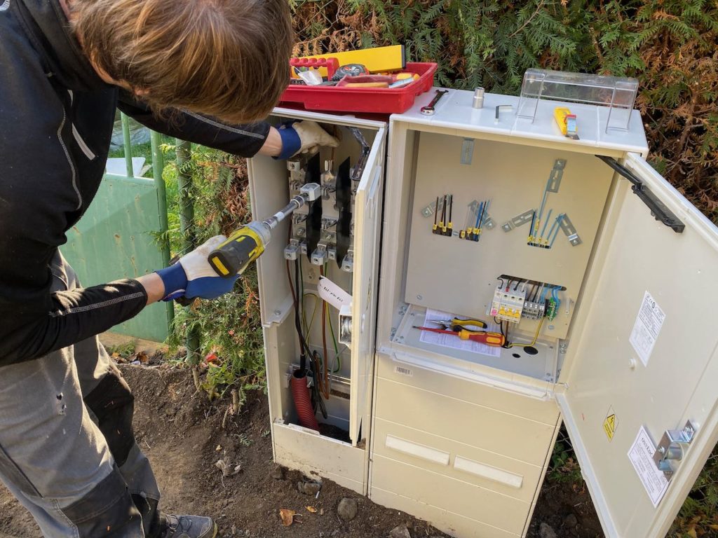 Výchozí revize elektro přípojky a odběrného místa